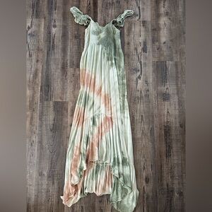 Green tie die dress Rebellion